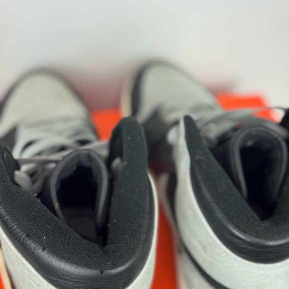 2009 Nike Air Jordan 1 Retro High Size 9 Rare! - Picture 8 of 14